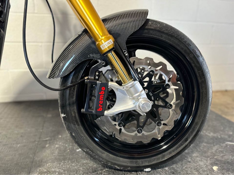 2021 FXBB
