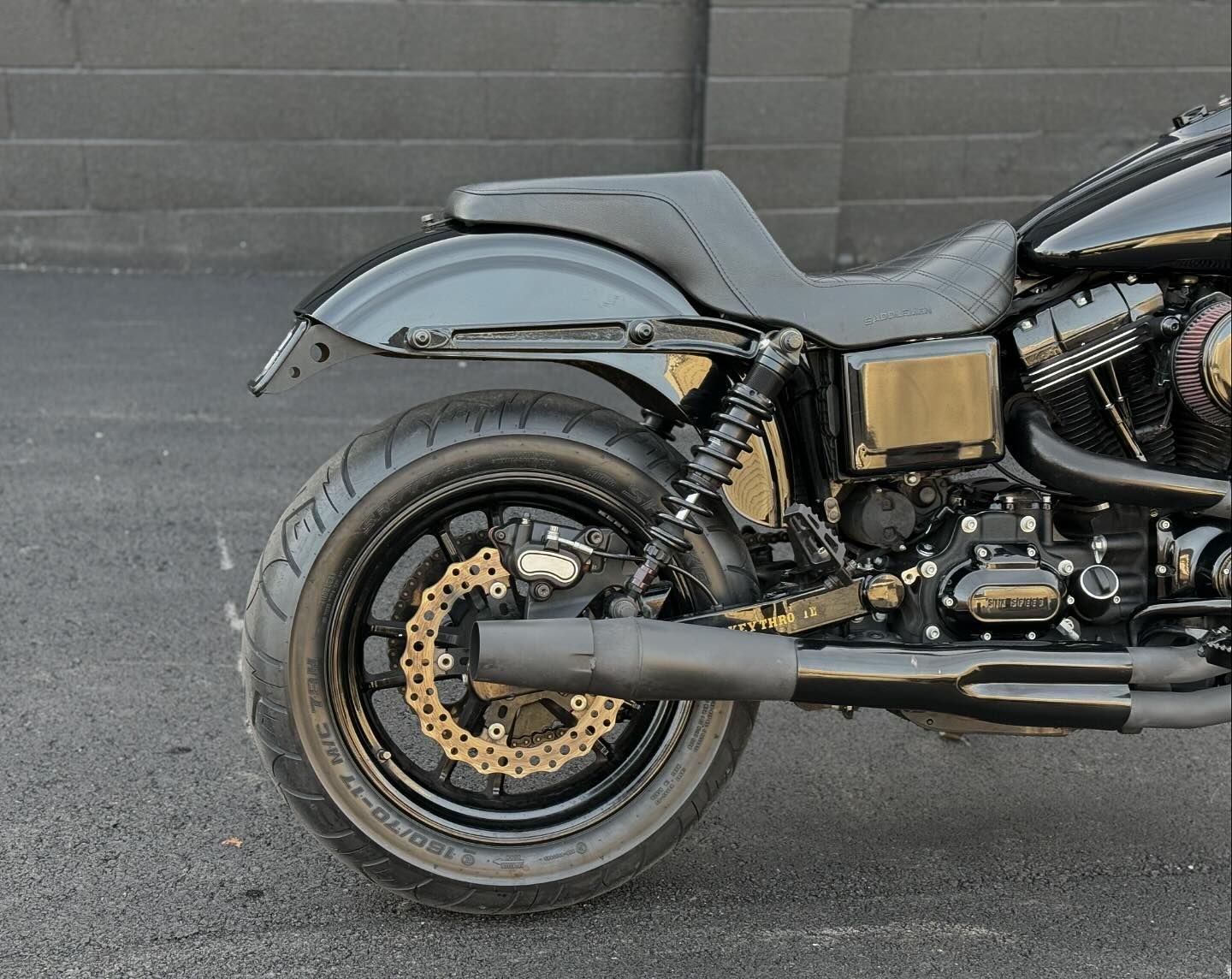 2017 FXDB