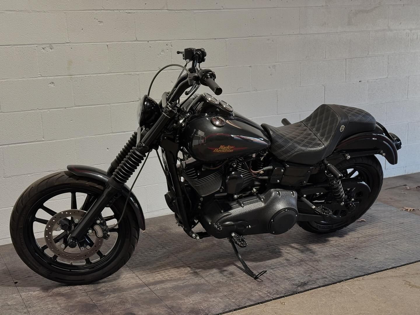 2009 FXDL
