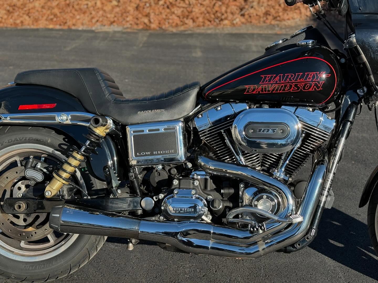 2017 FXDL