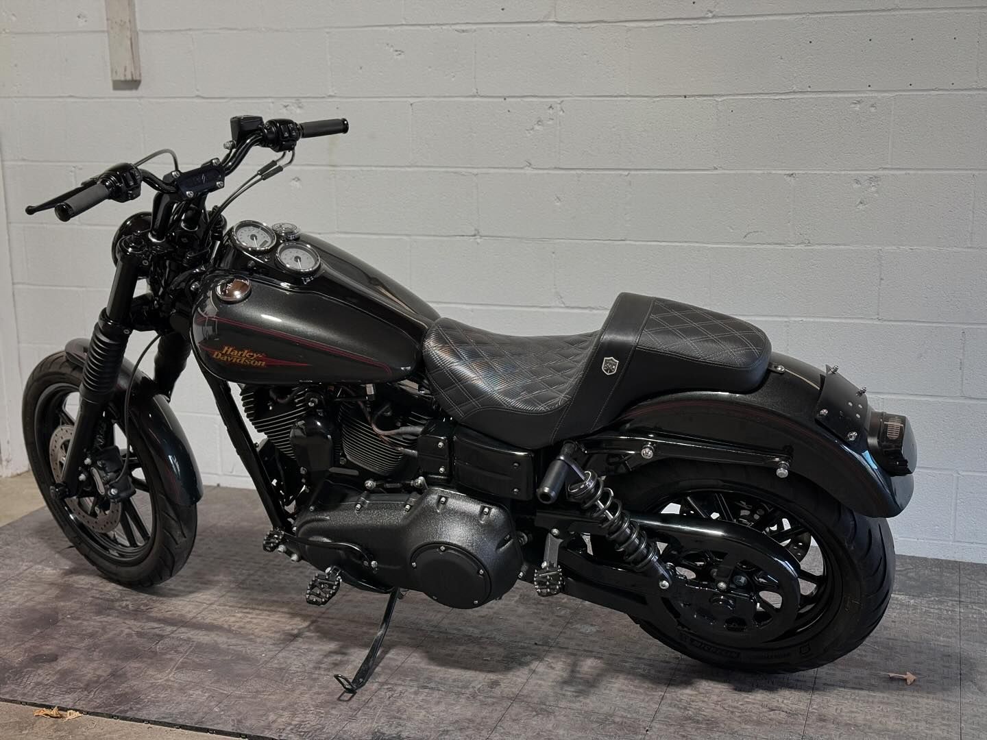 2009 FXDL