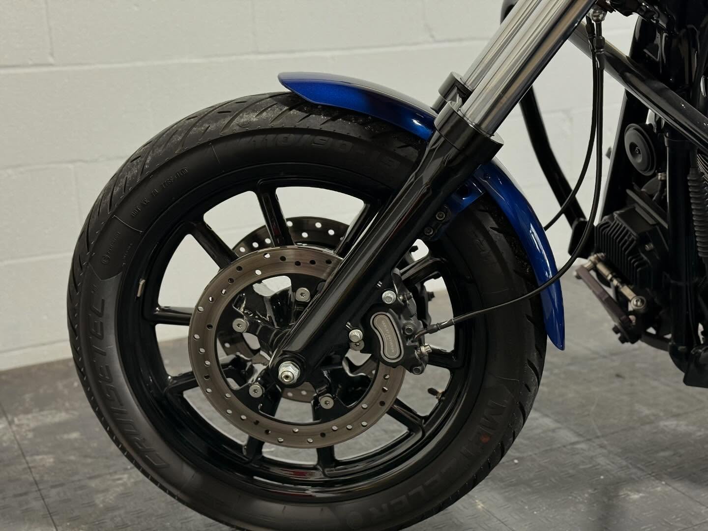 2016 FXDL
