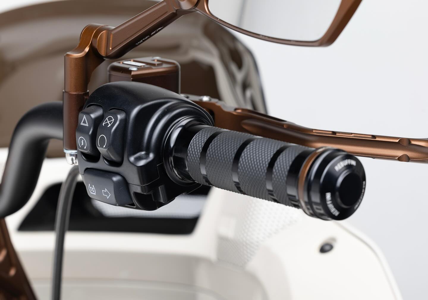 2023 ST CUSTOM BUILD