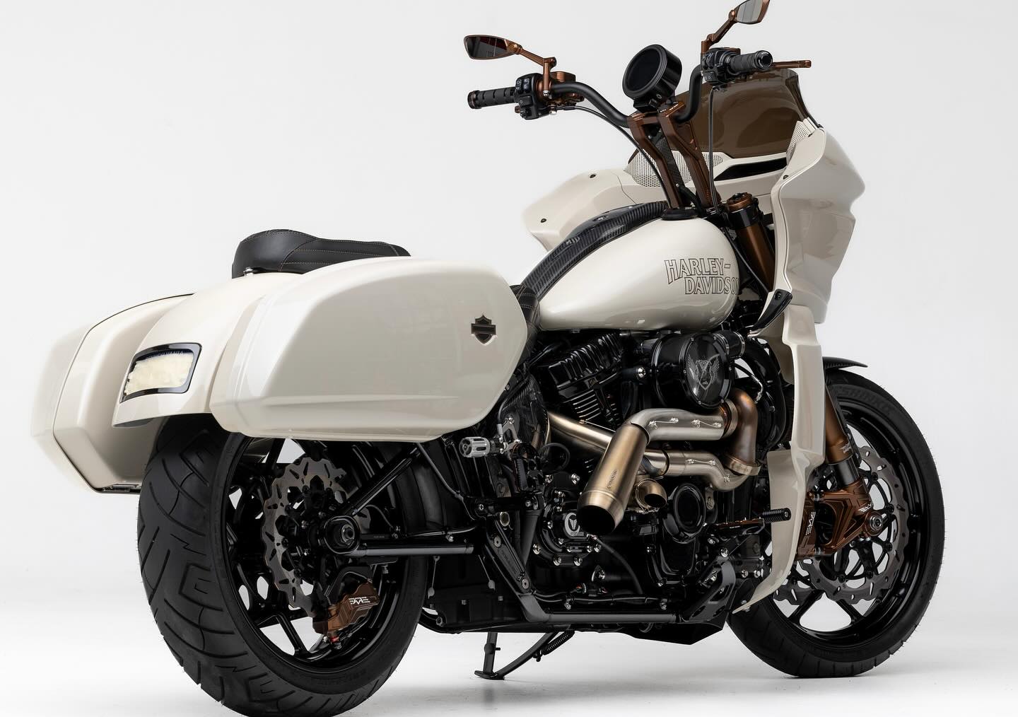 2023 ST CUSTOM BUILD