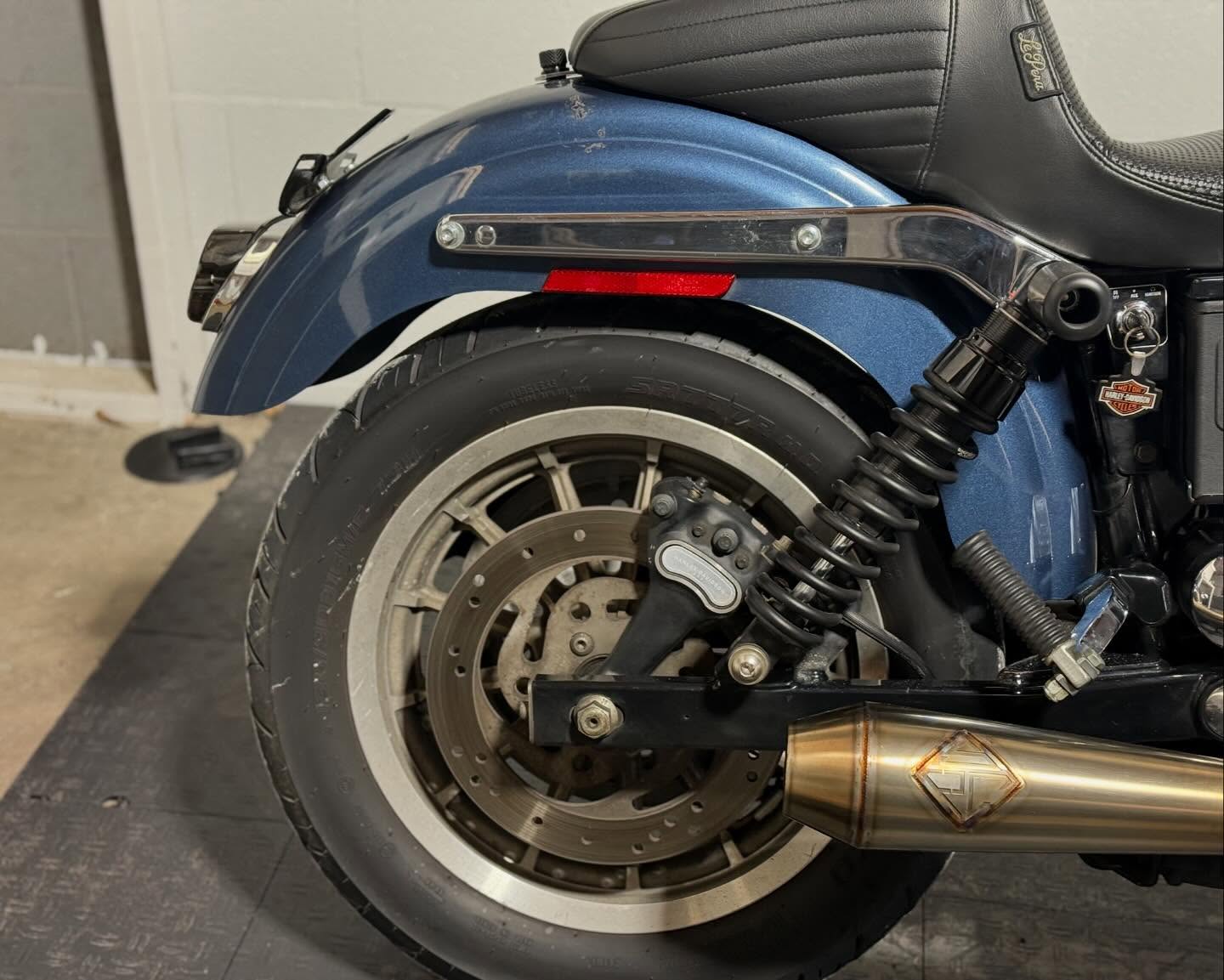 2003 FXD