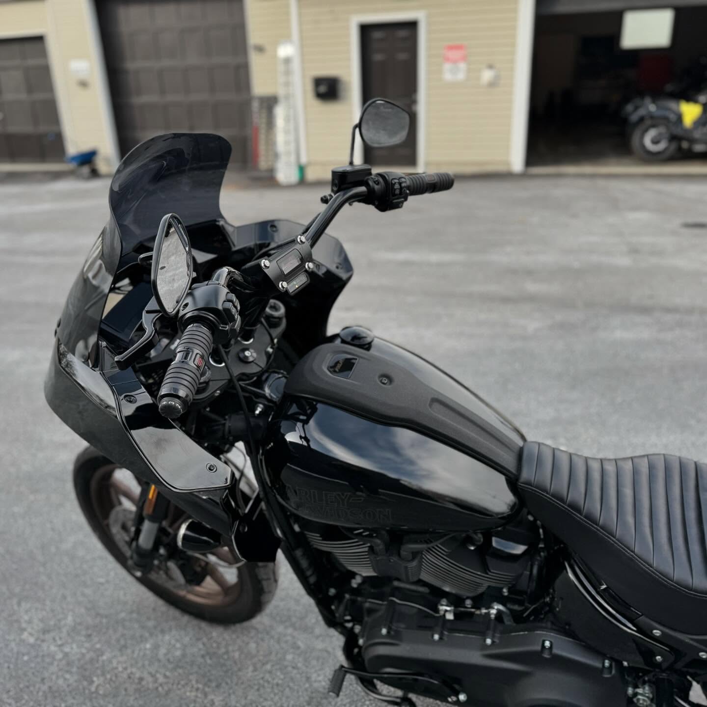 2022 FXLRS