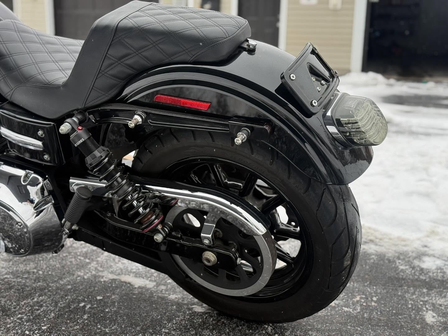 2010 FXDC