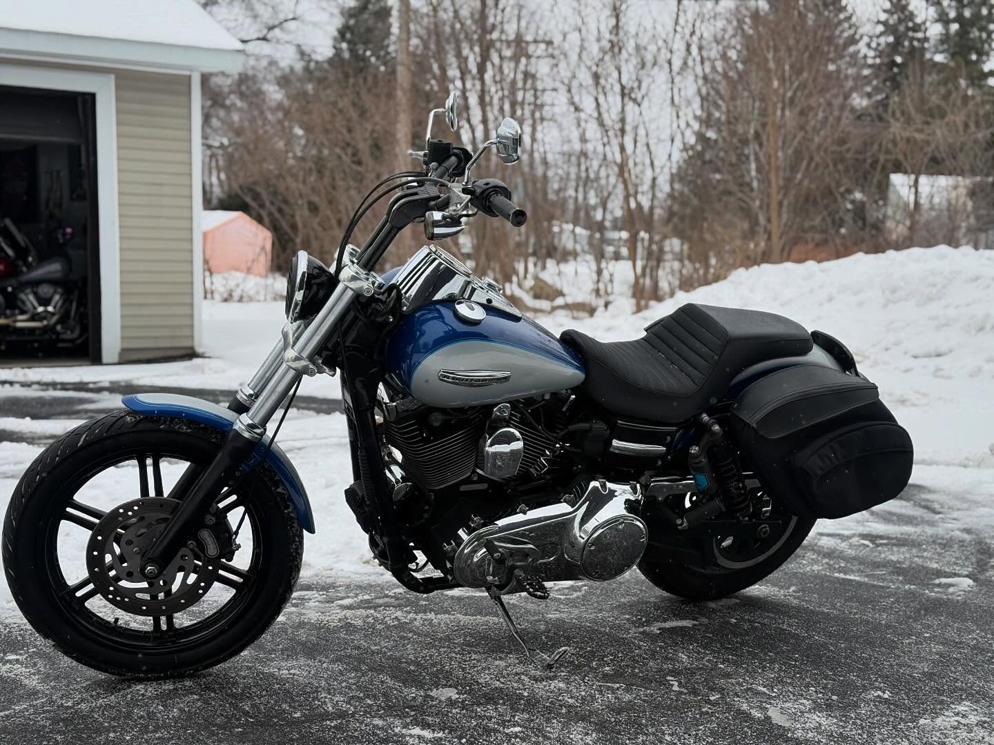 2010 FXDC