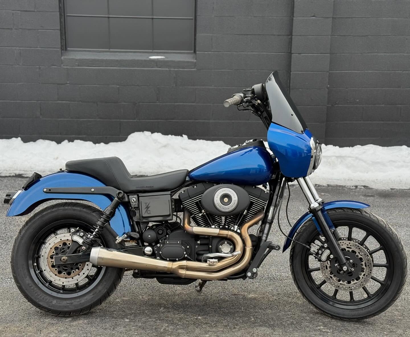 2000 FXDX