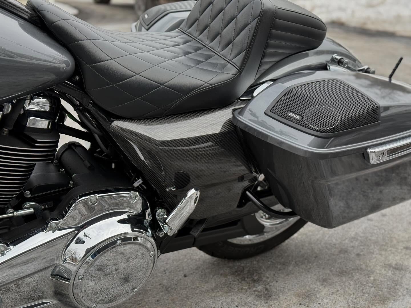 2021 ROAD GLIDE