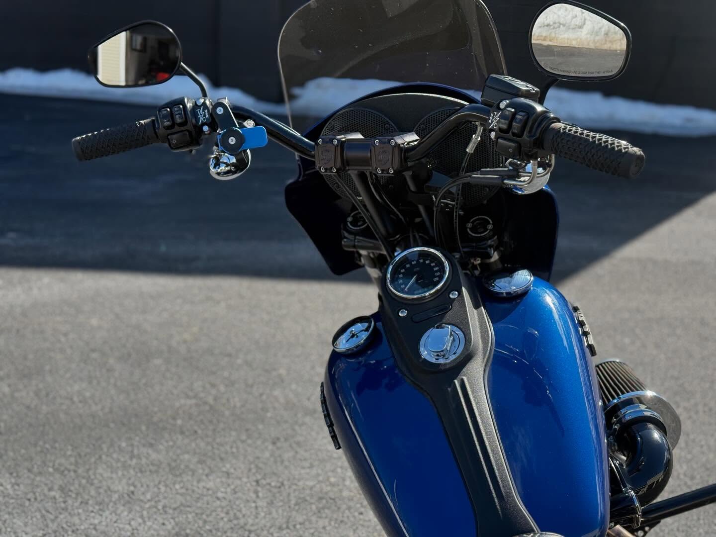 2015 FXDB