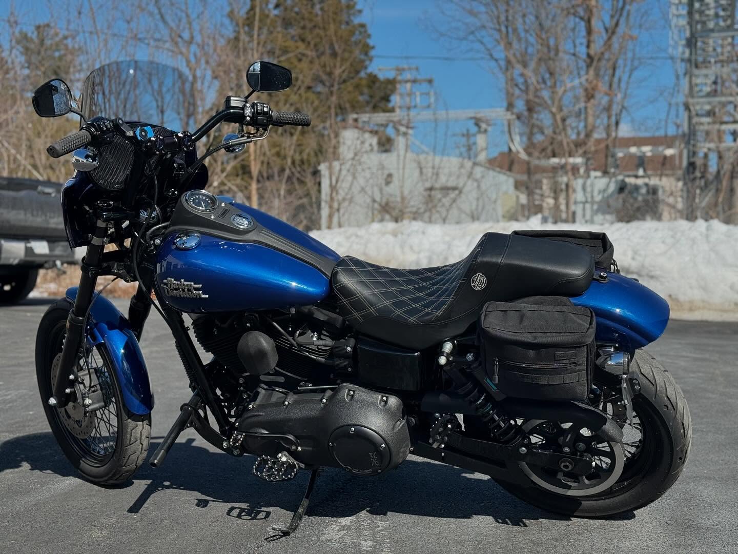 2015 FXDB