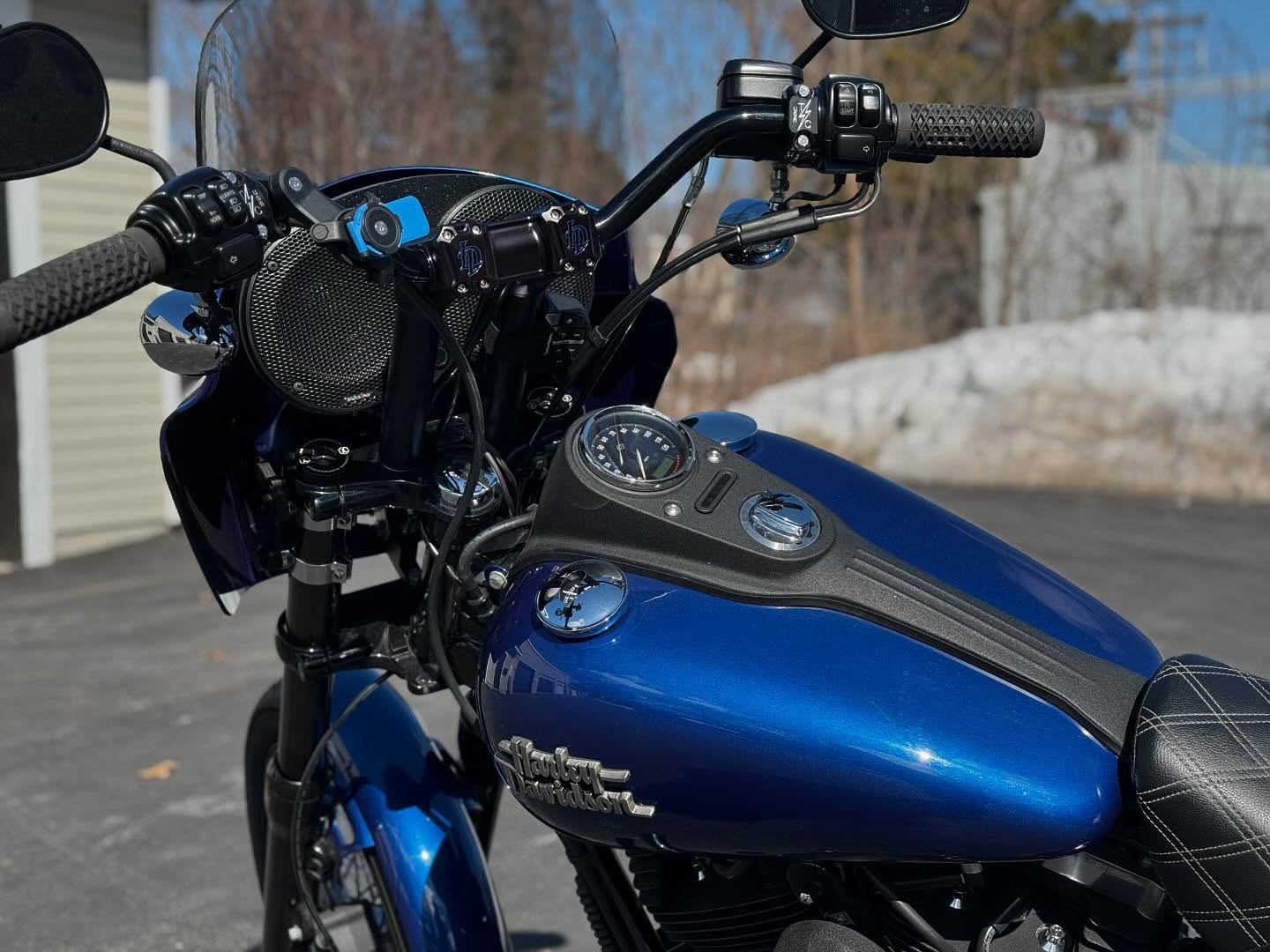 2015 FXDB