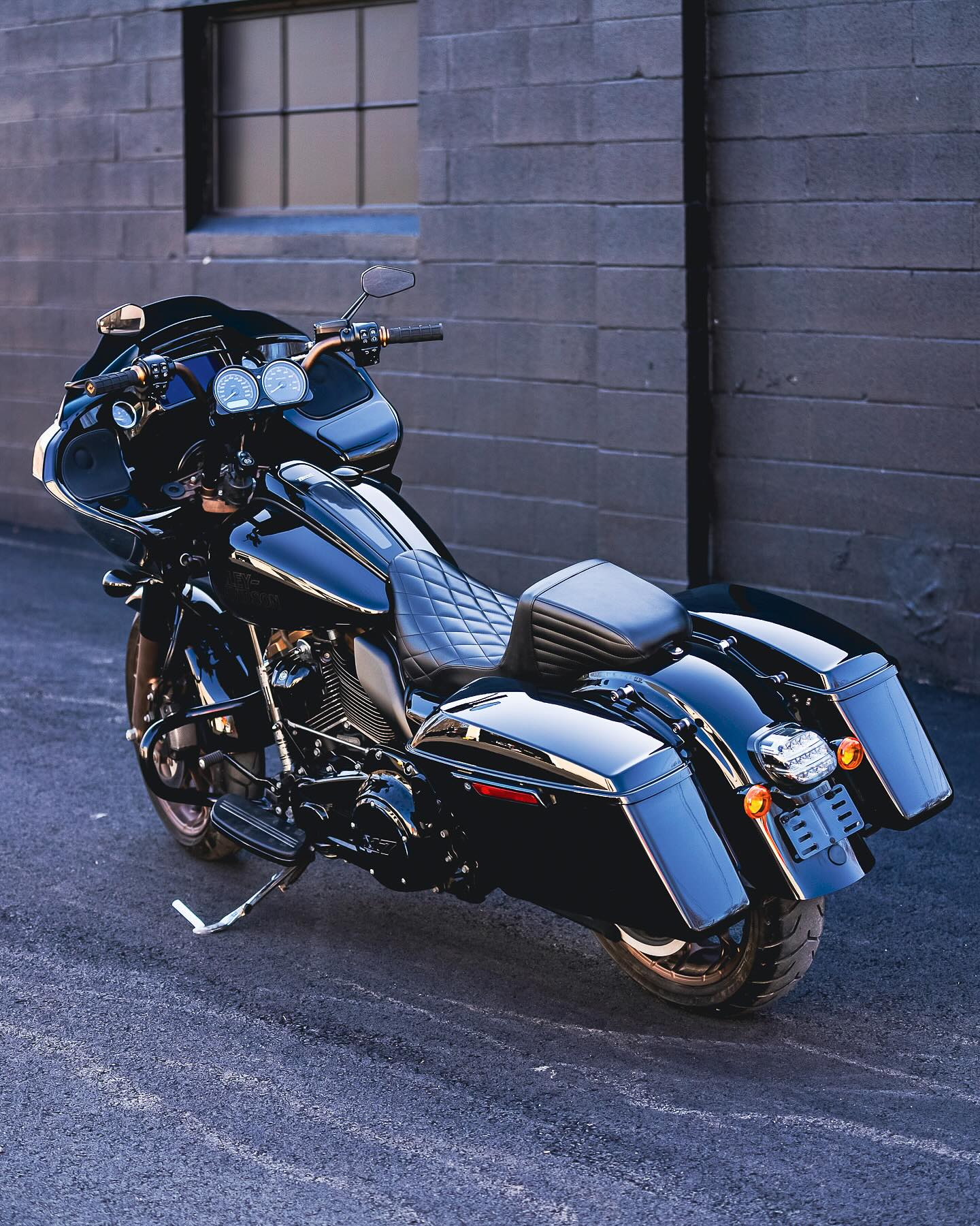 2023 ROAD GLIDE ST