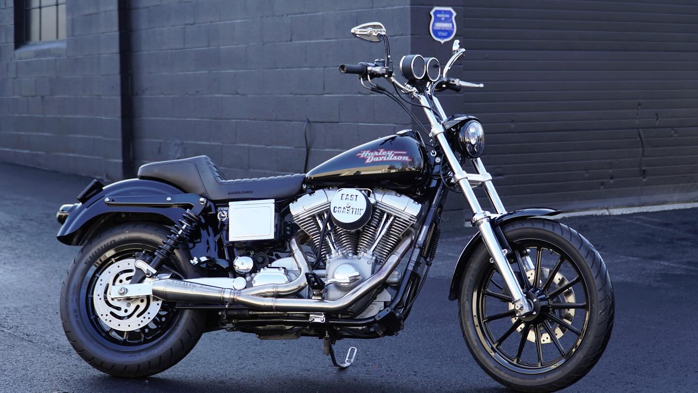 2001 FXD