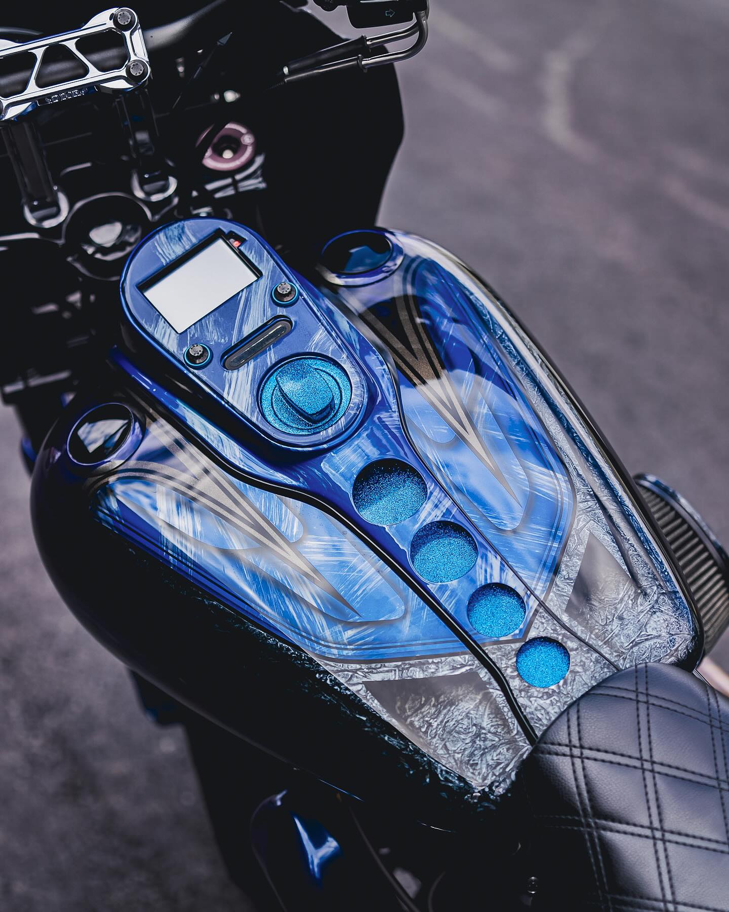 2016 FXDB