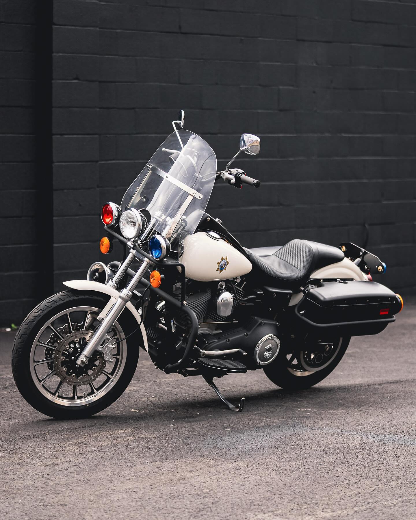 2001 FXDP