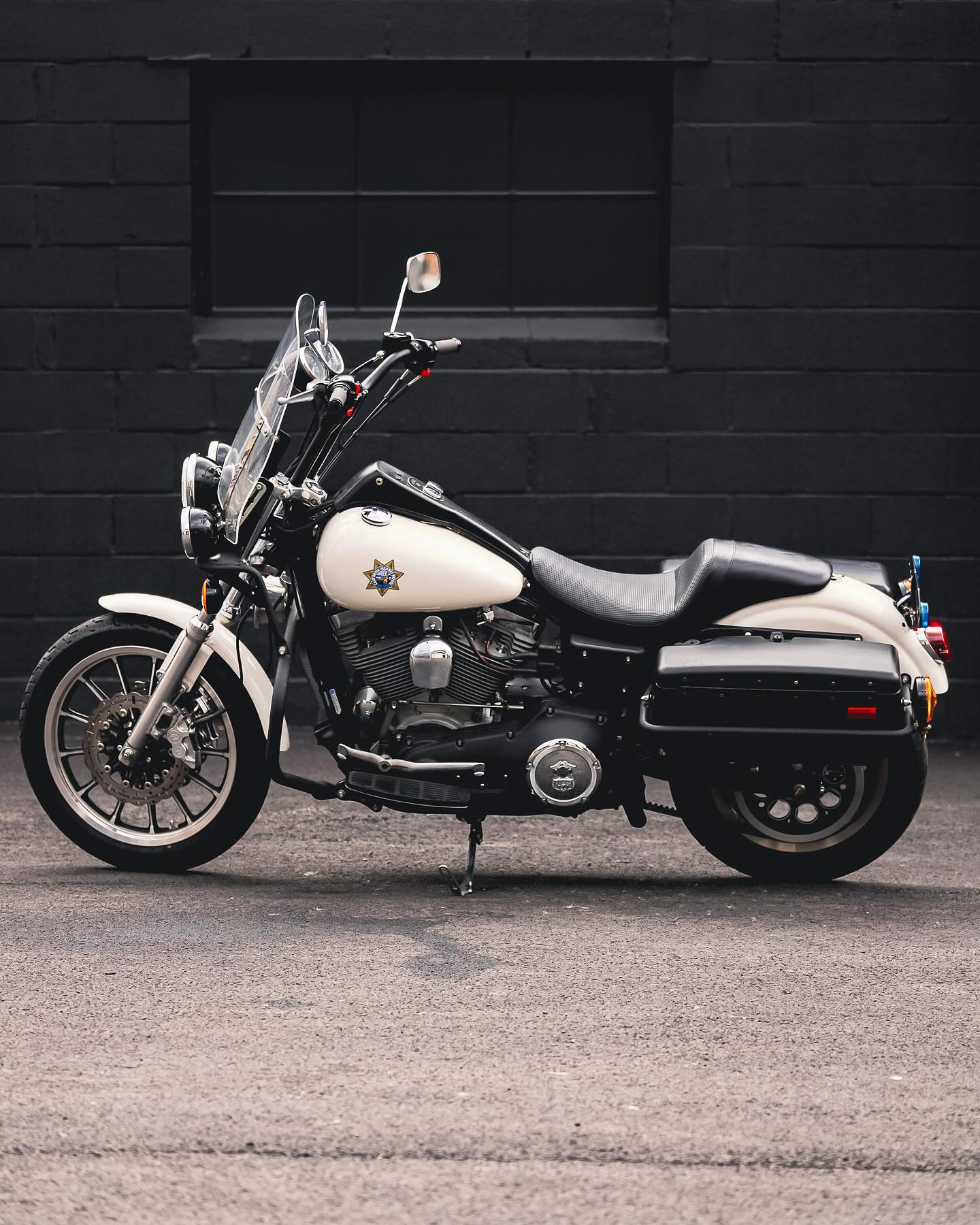 2001 FXDP