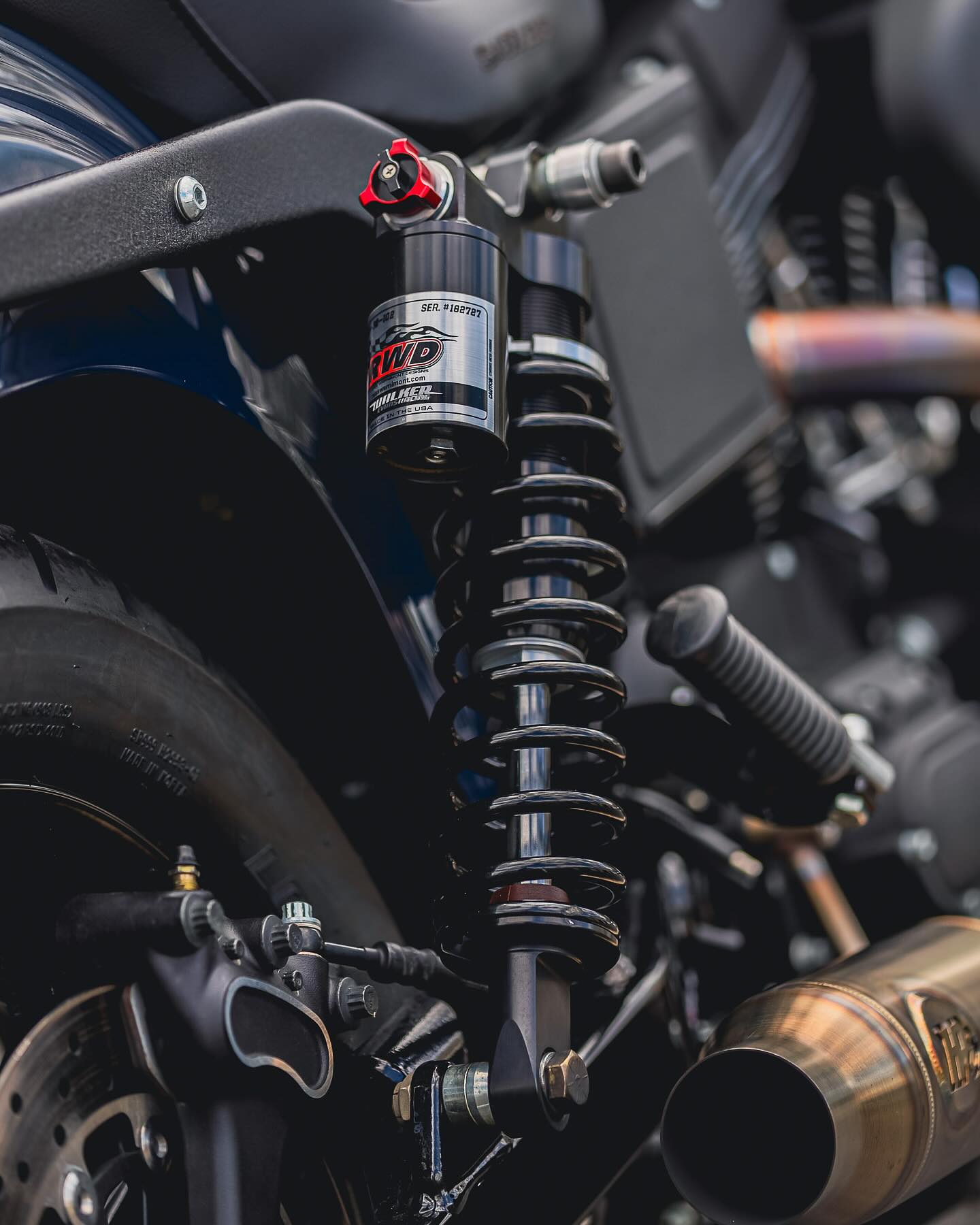 2004 FXDXi