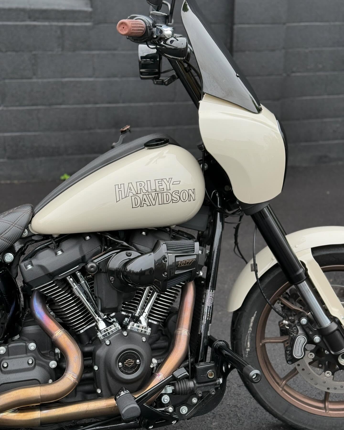 2023 FXLRS
