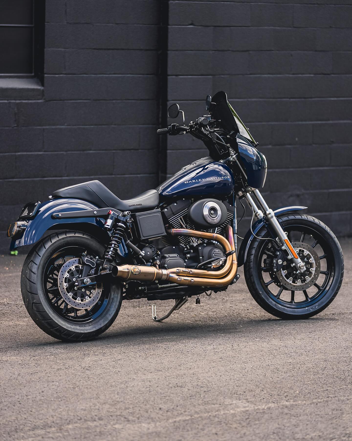 2004 FXDXi