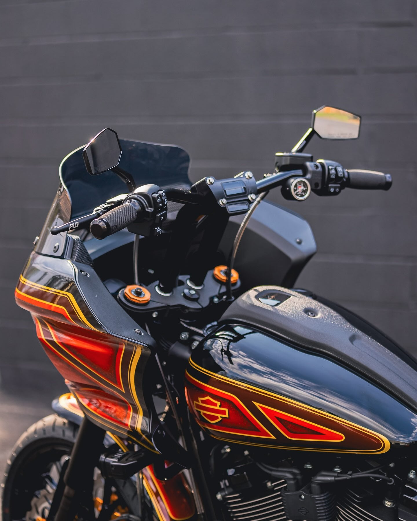 2023 LOW RIDER ST