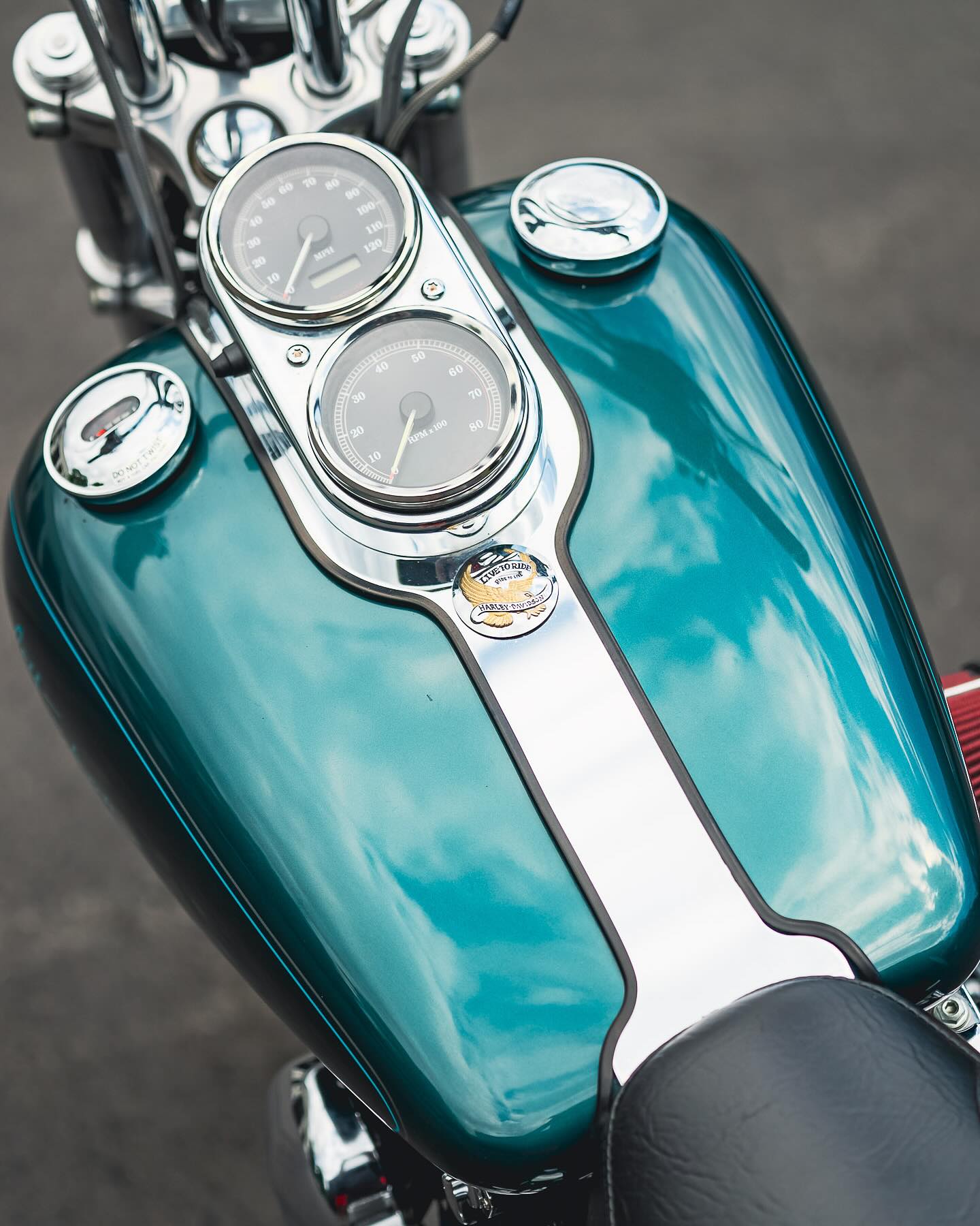 2000 FXDL