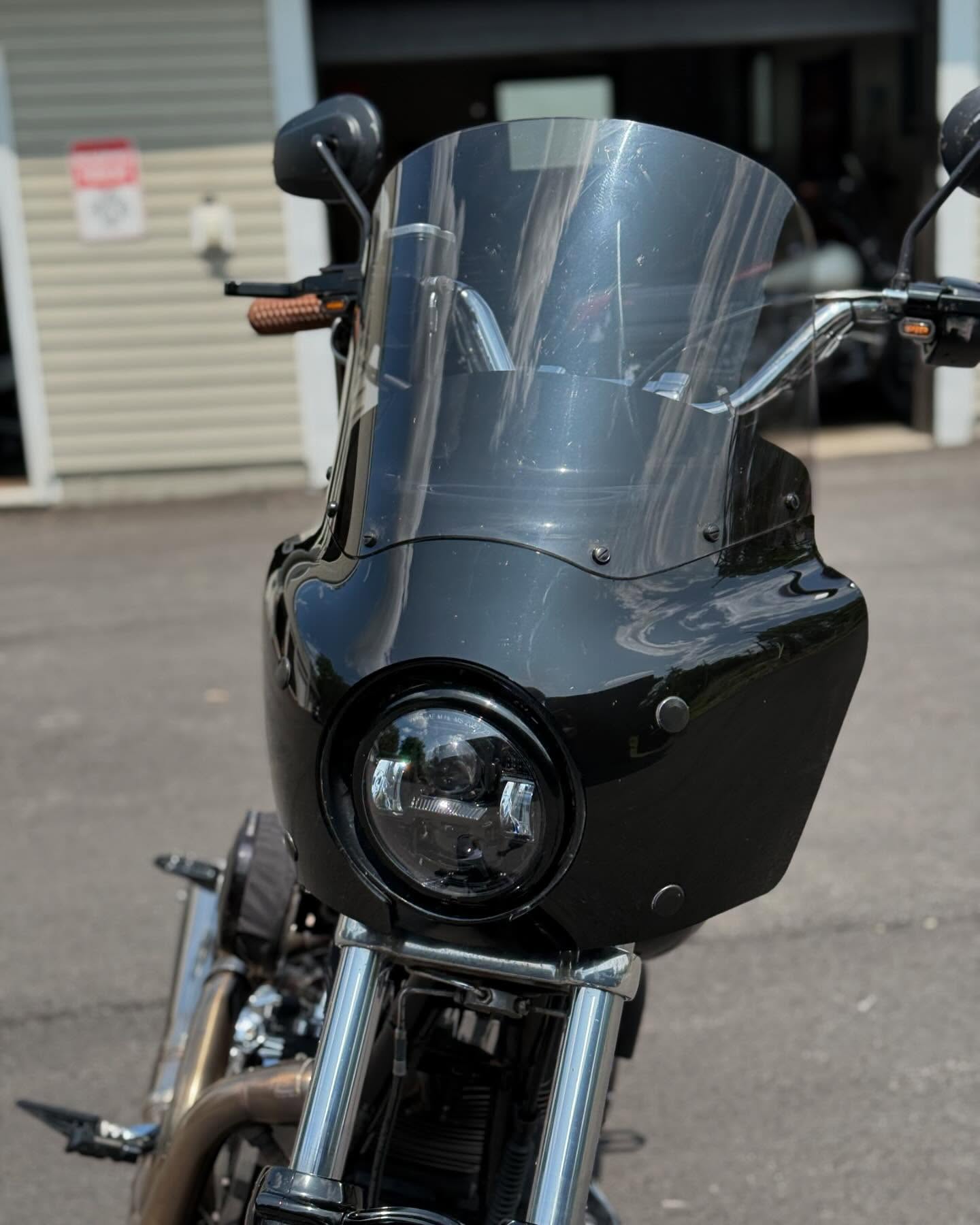 2004 FXDLi