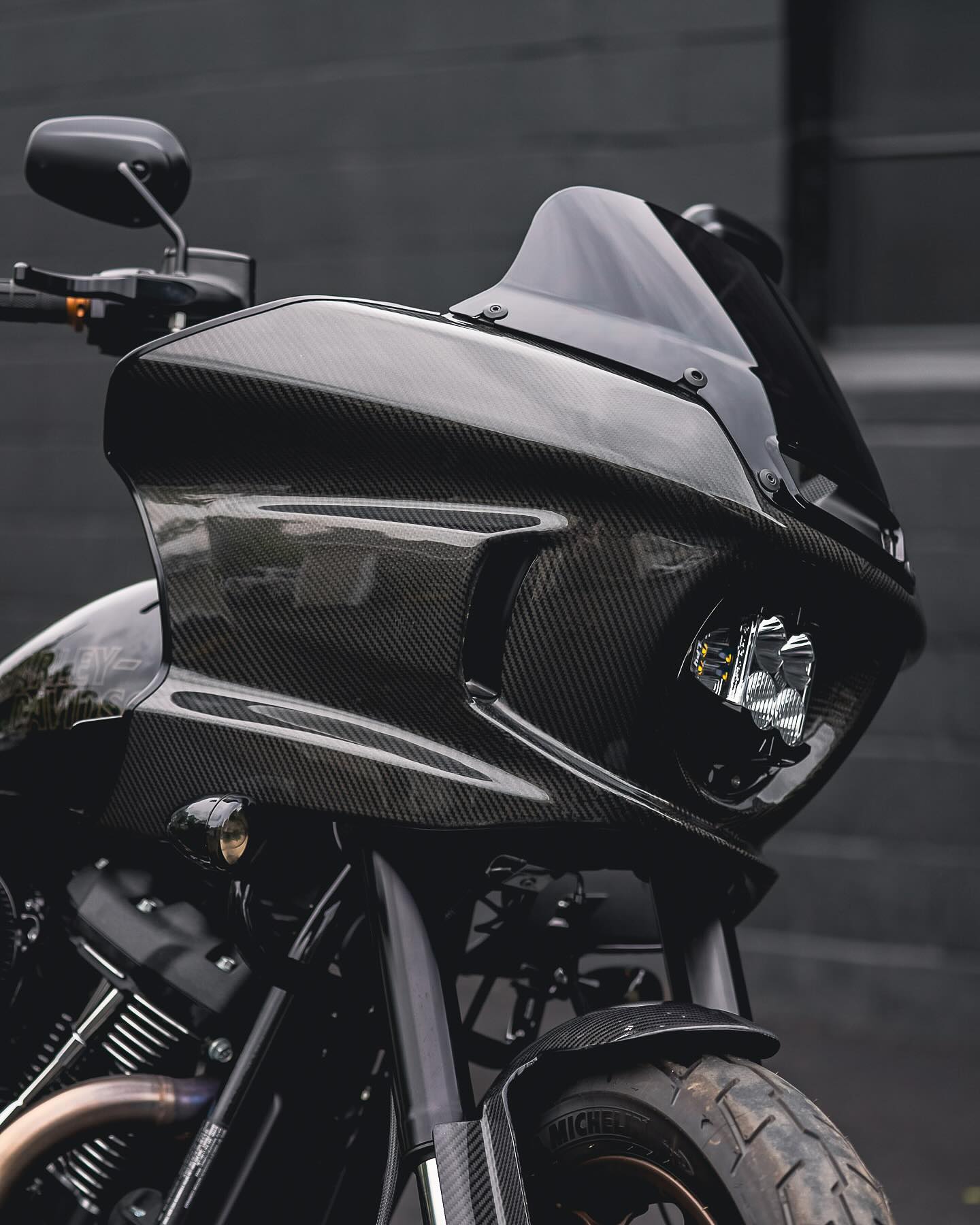 2022 CARBON LOW RIDER ST