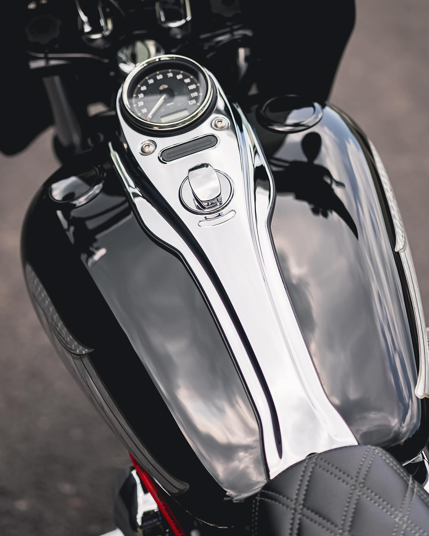 2015 FXDB