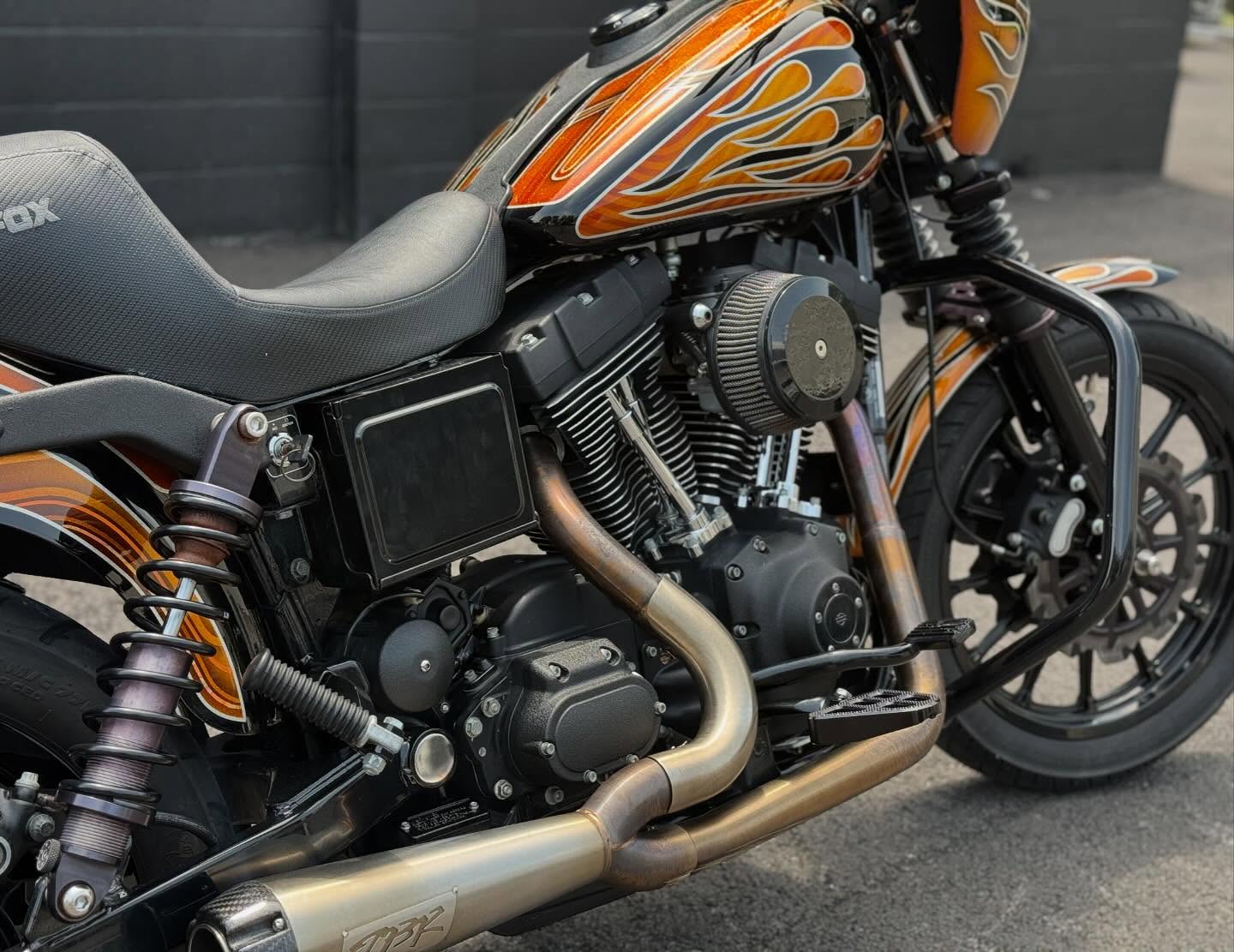 2002 FXDX