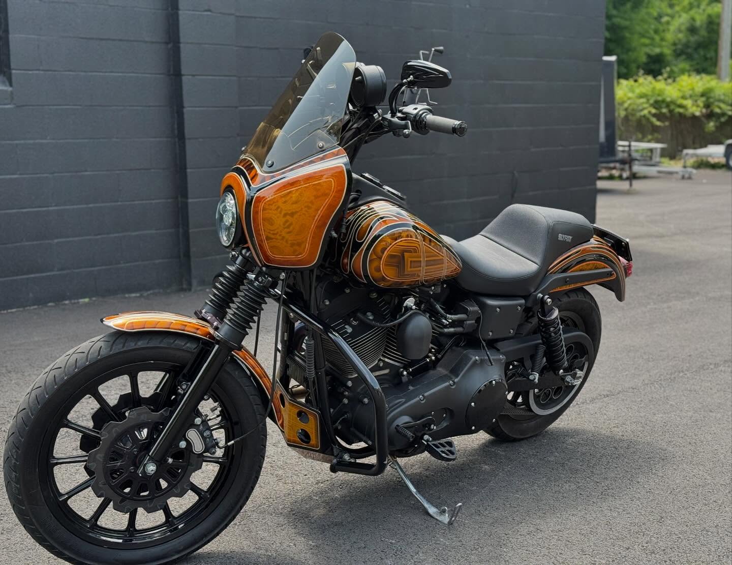 2002 FXDX