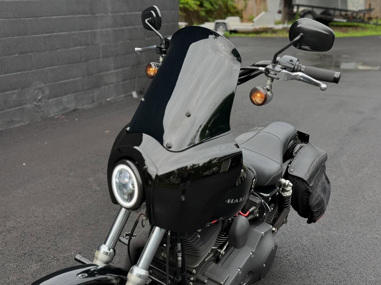 2001 FXDXT