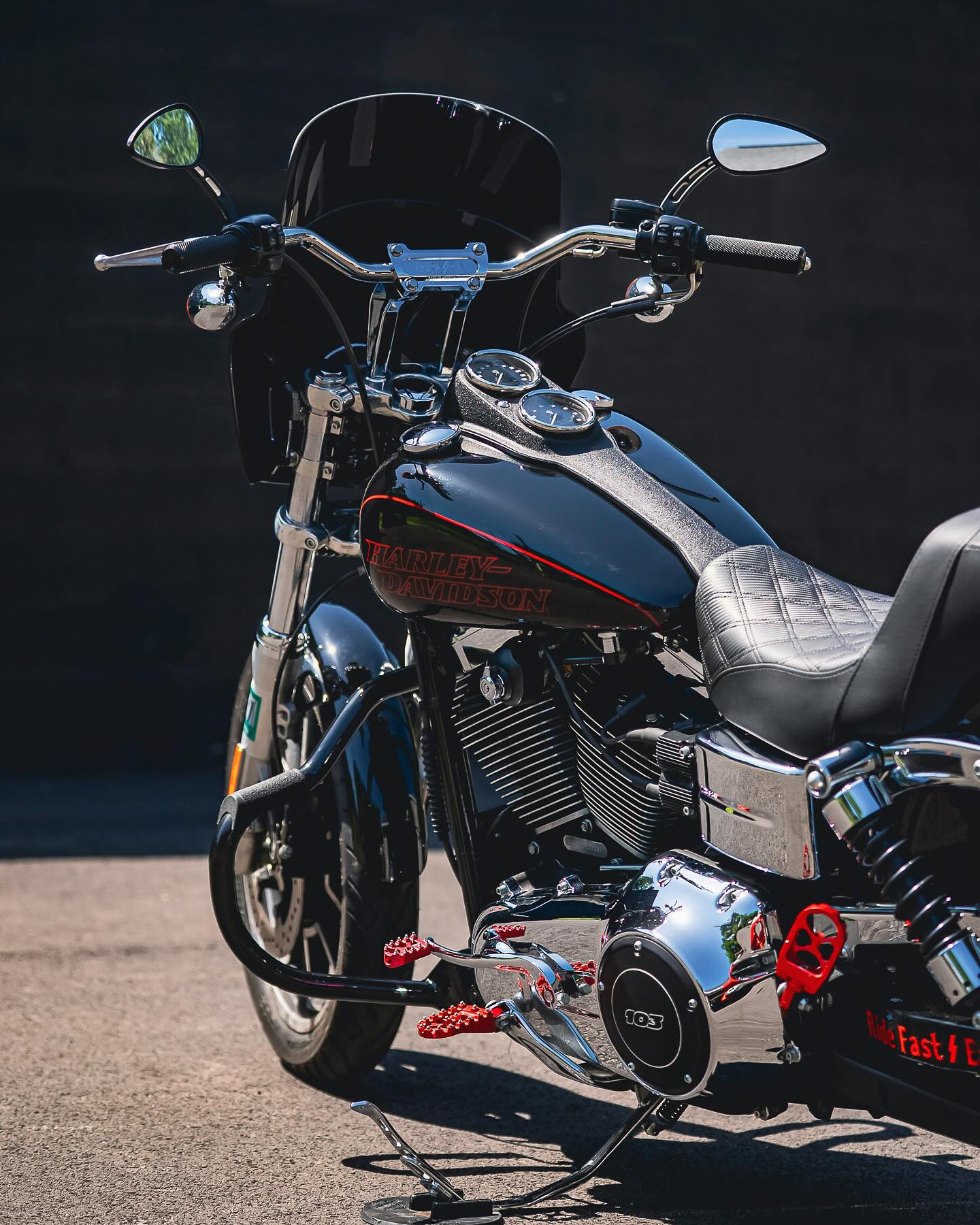 2015 FXDL