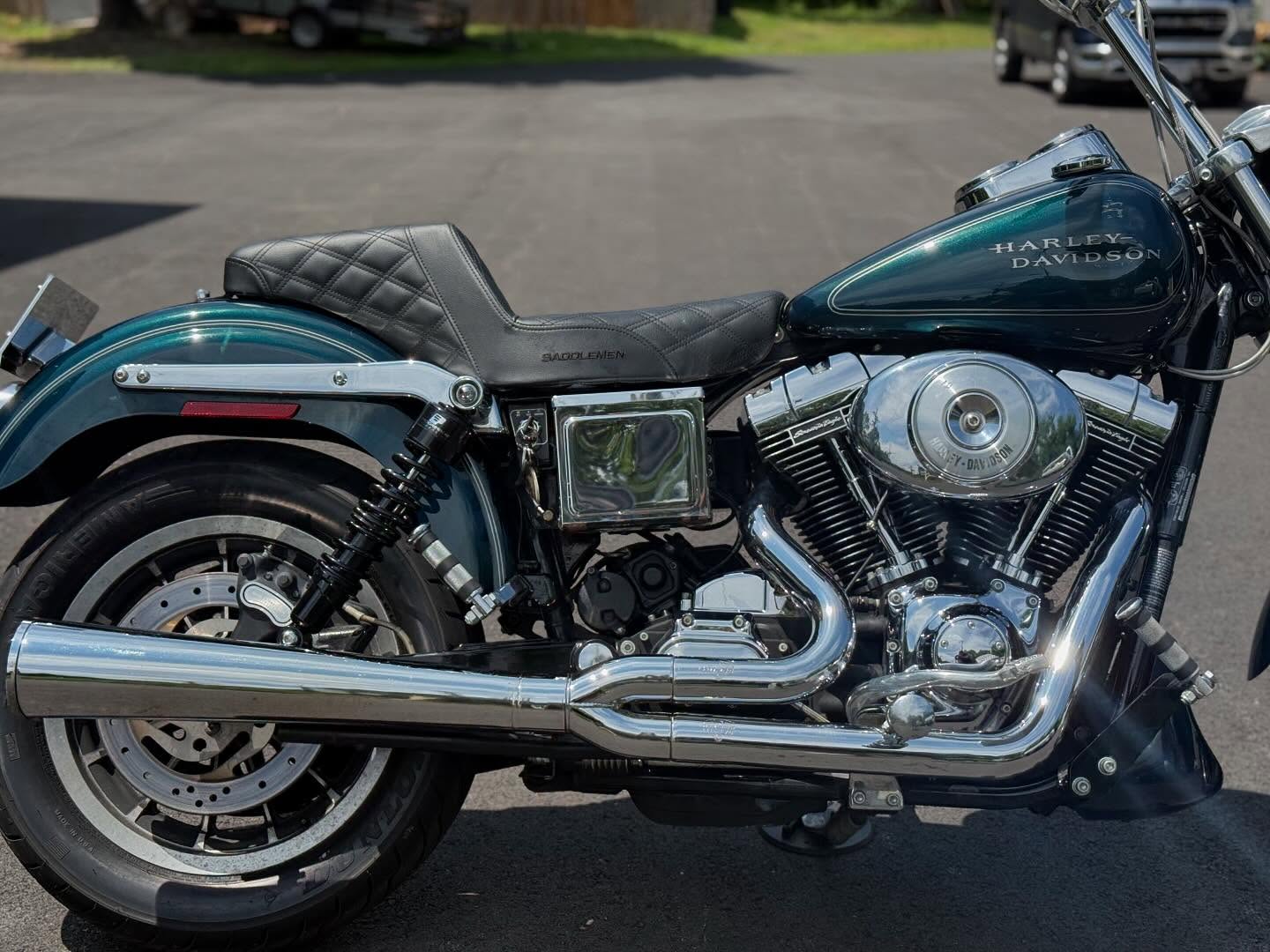 2002 FXDL