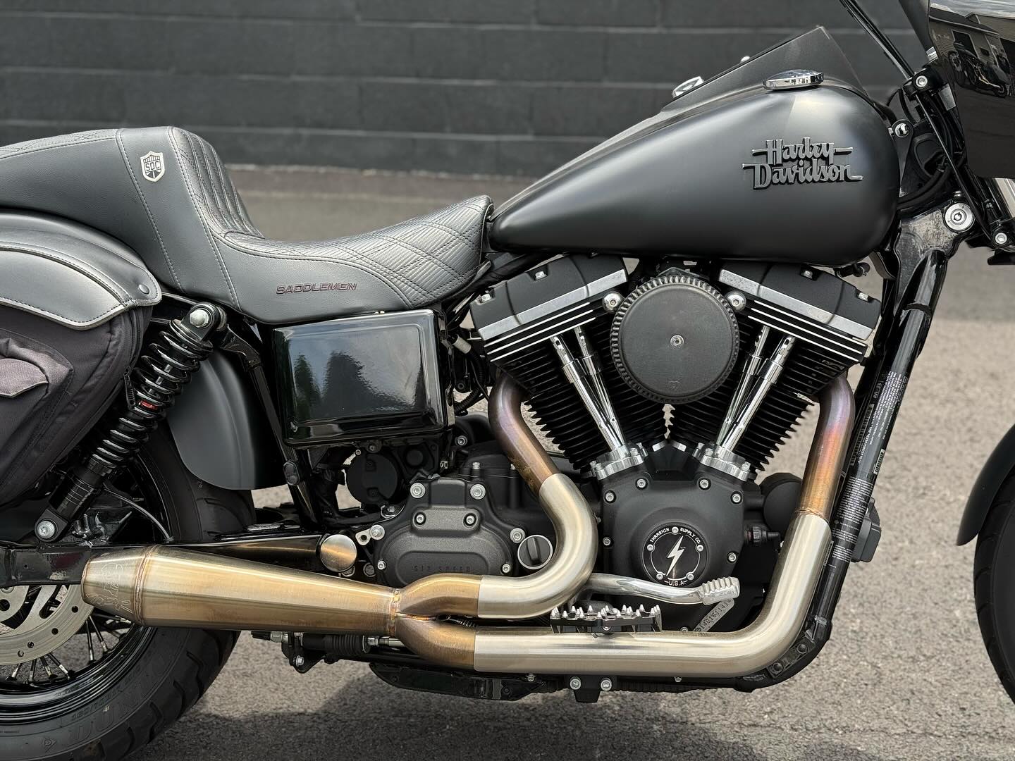 2016 FXDB