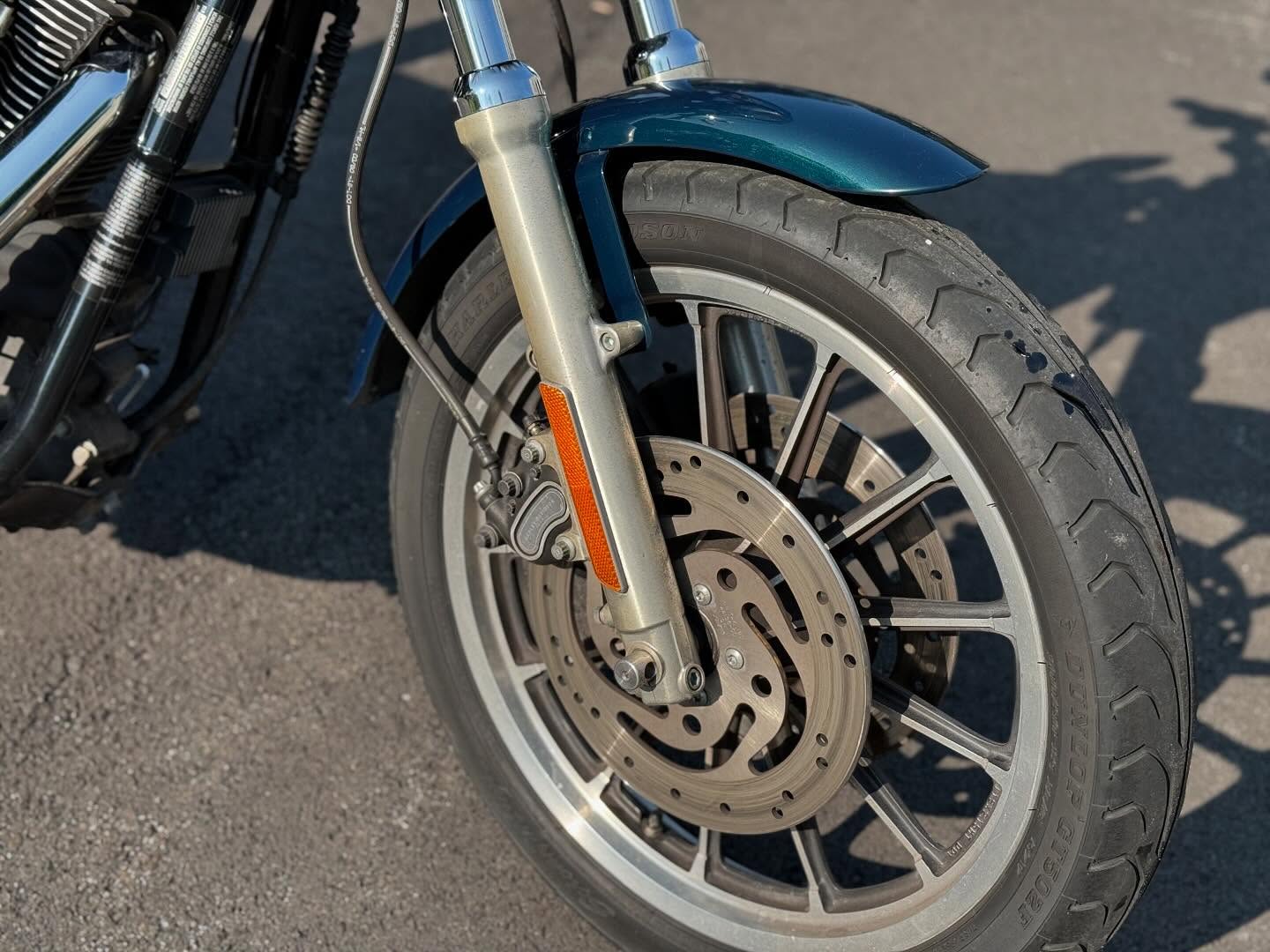 2001 FXDXT
