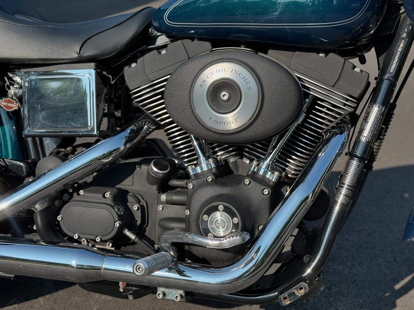 2001 FXDXT