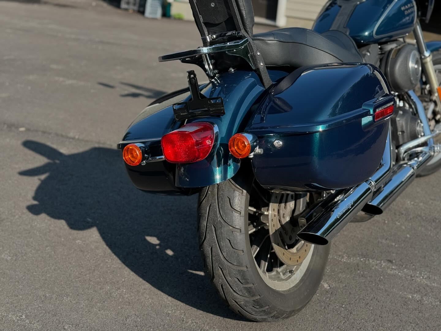 2001 FXDXT
