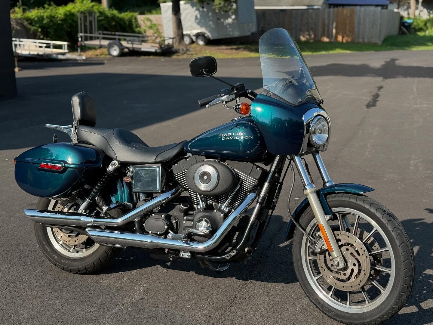 2001 FXDXT