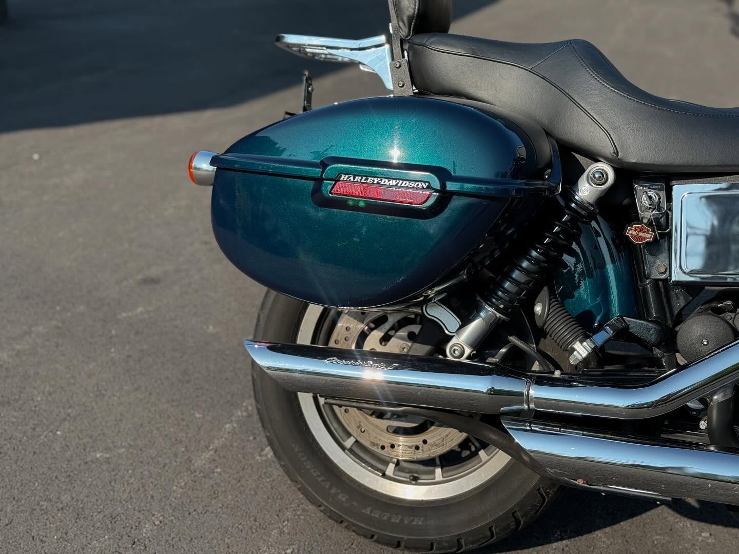 2001 FXDXT