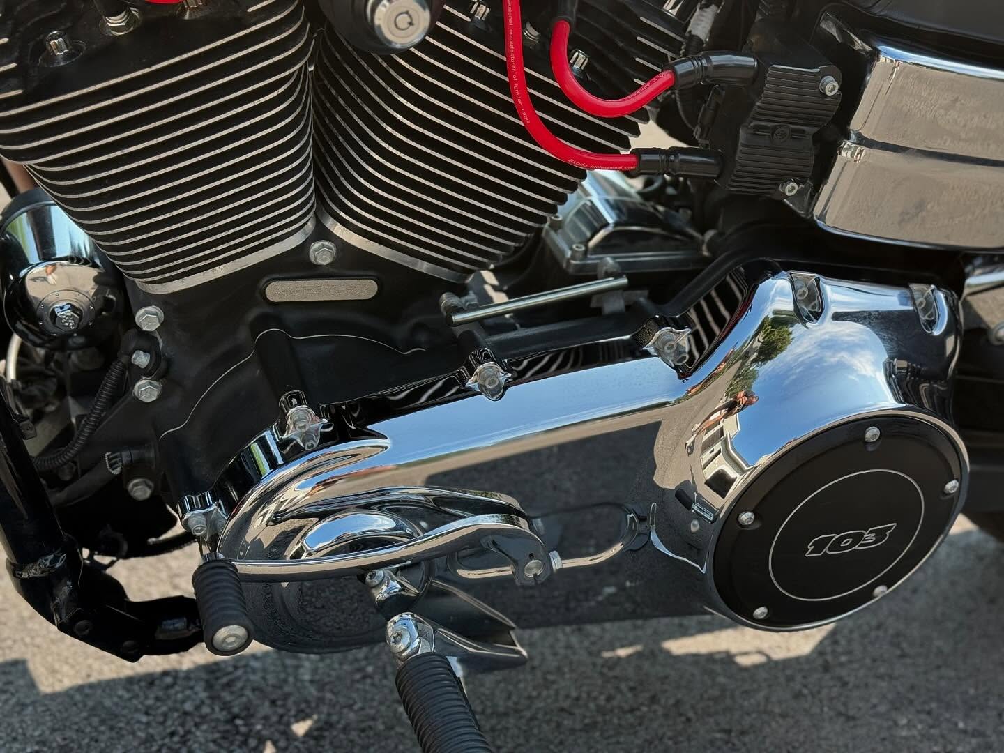 2014 FXDL 3k miles