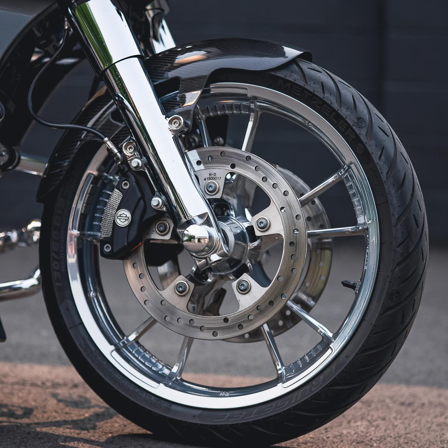 2021 ROAD GLIDE