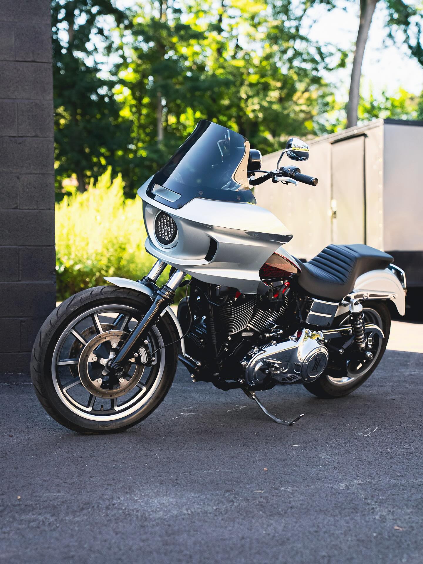 2015 FXDL