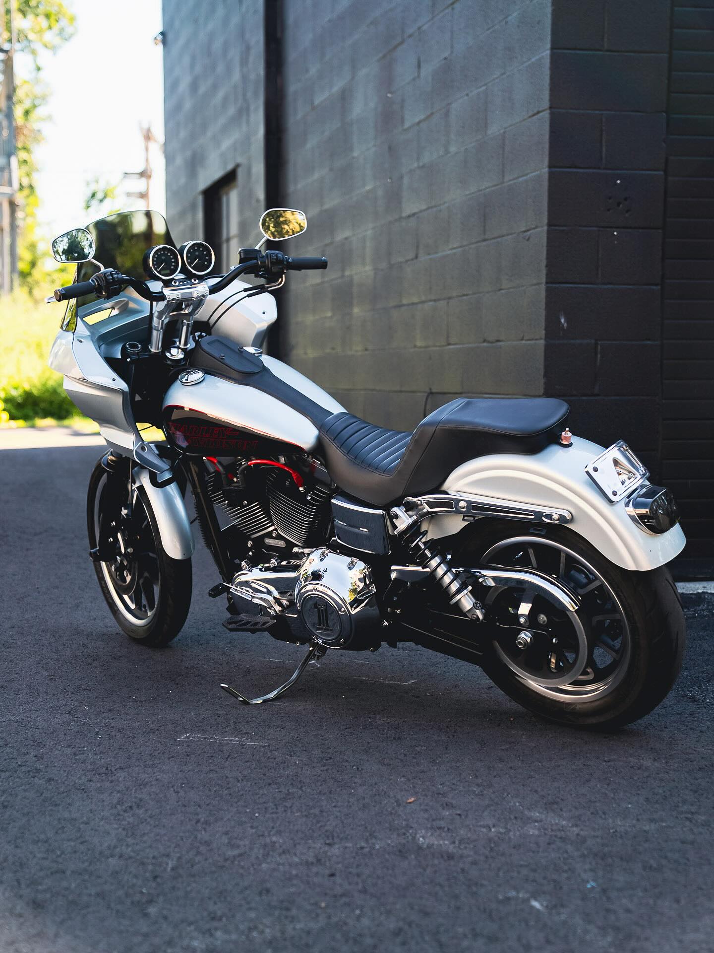 2015 FXDL