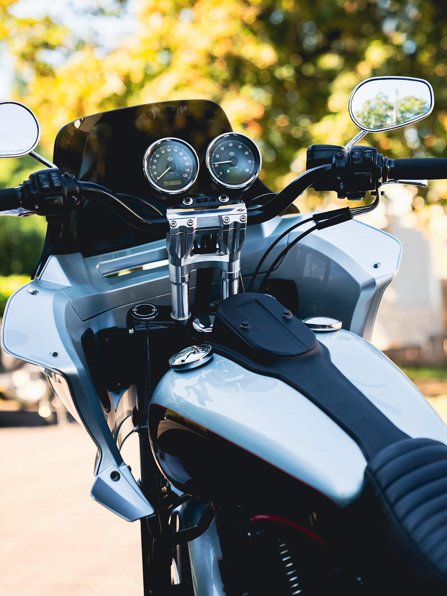 2015 FXDL