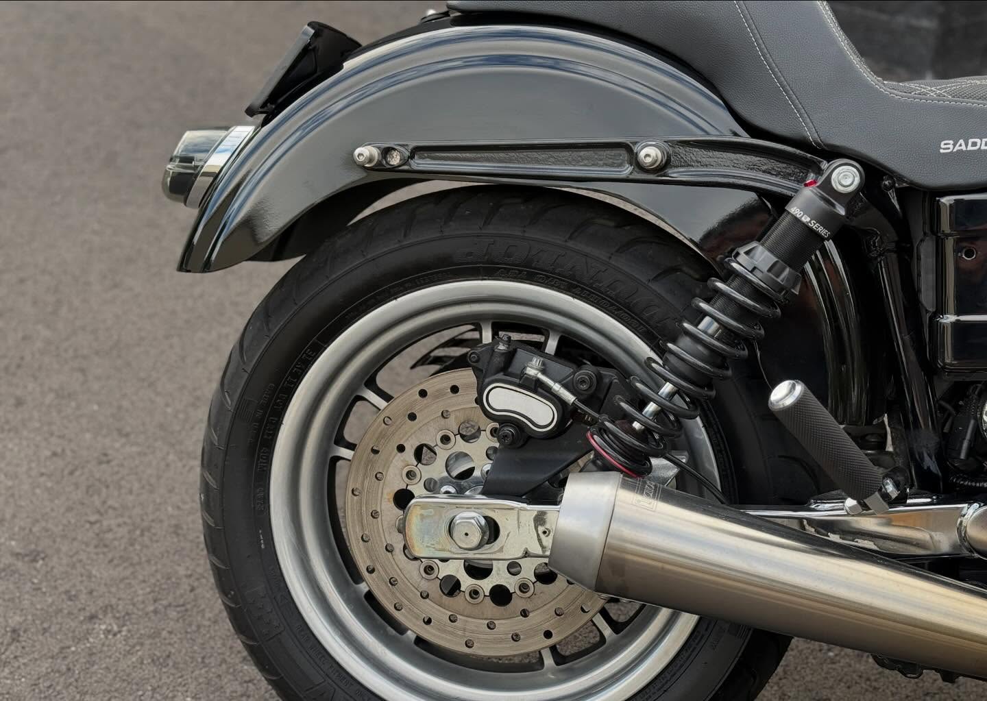 2009 FXDL