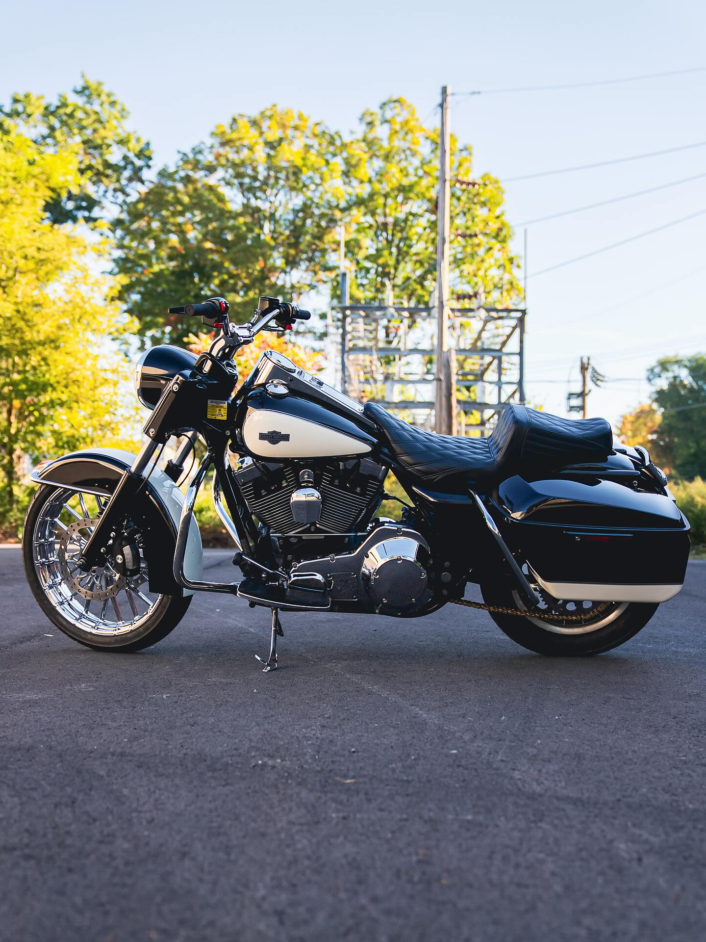 2003 ROAD KING POLICE