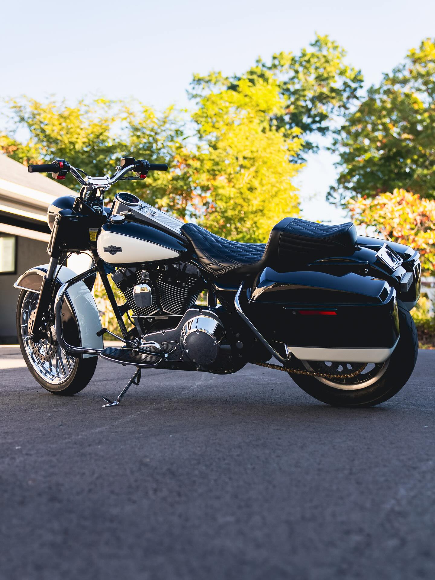2003 ROAD KING POLICE