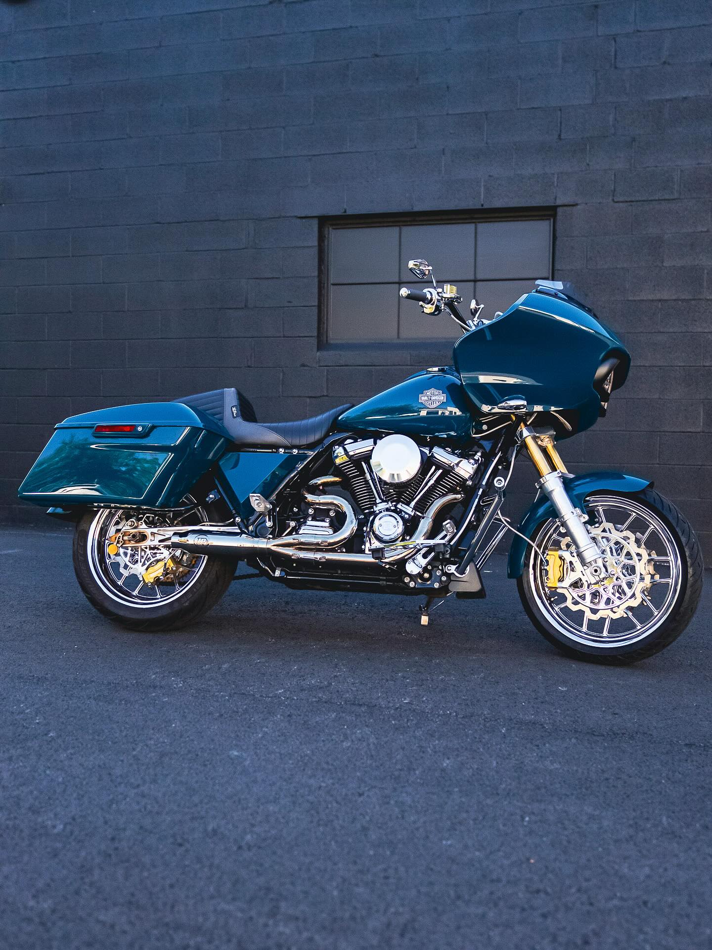 2021 ROAD GLIDE